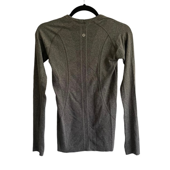 (SOLD) Lululemon Charcoal Grey Swiftly Crew Neck Long Sleeve Top 4 - Picture 4 of 6